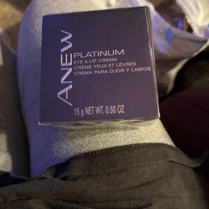 Anew Platinum Eye & Lip Cream